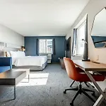 Holiday Inn Express Philadelphia Penn\'S Landing By Ihg