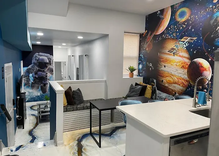 The Space Place - 2 Bedroom Apt With Memory Foam Mattresses Built For Relaxation