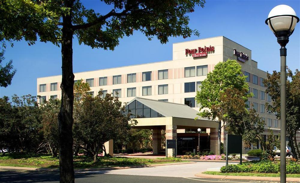 Hotel Four Points By Sheraton Airport 4*