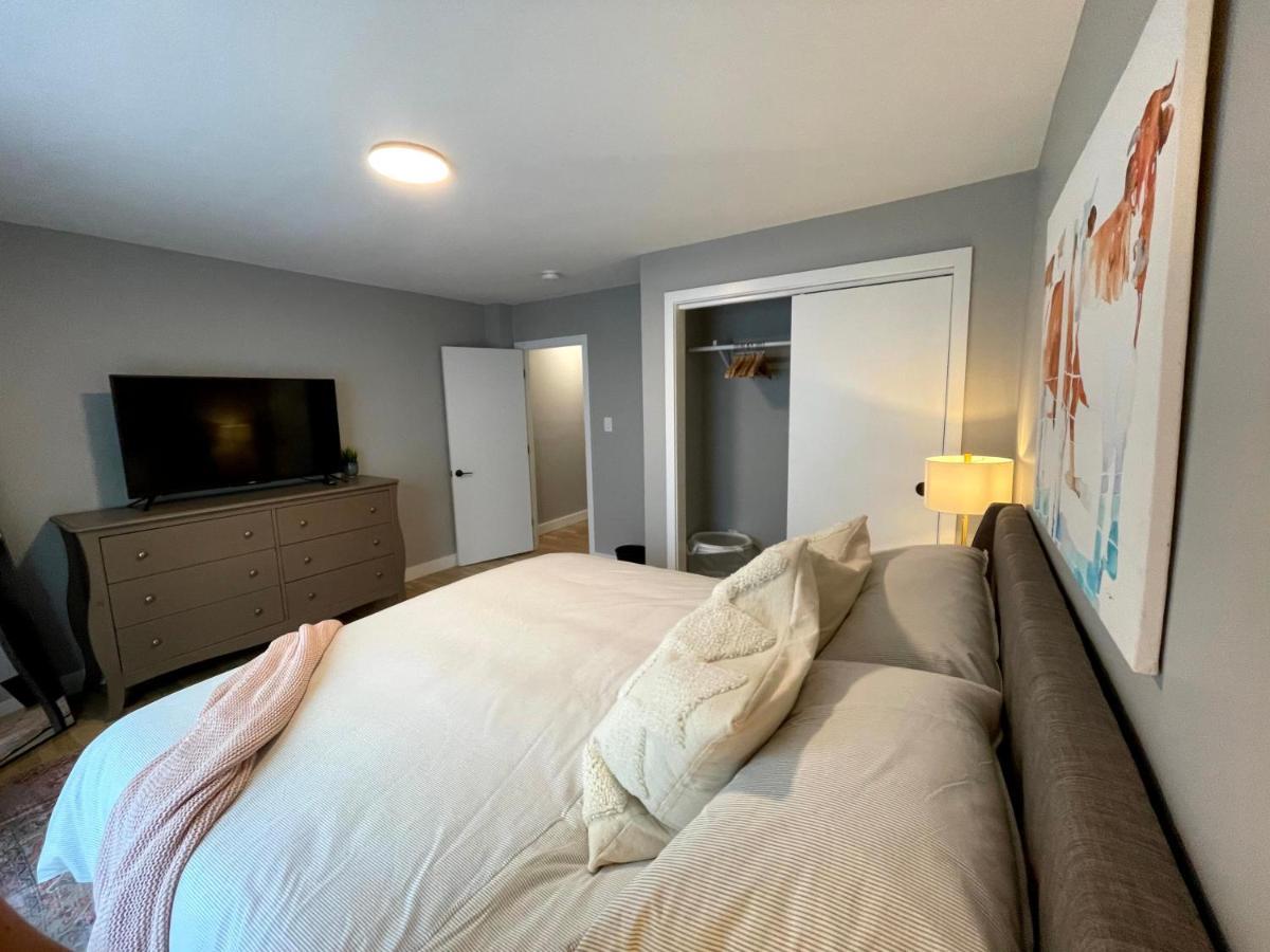 2br In Heart Of Queen Village - Walk To Everything! Apartment *