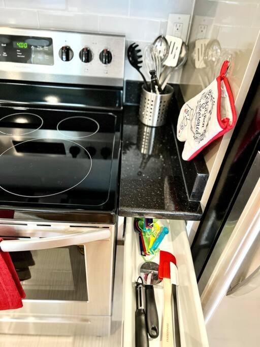 407 Sweetest 1bed Apt In Center City *