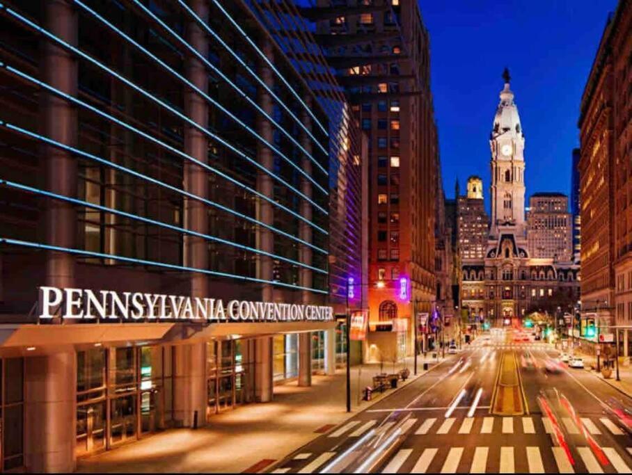 407 Sweetest 1bed Apt In Center City Apartment *