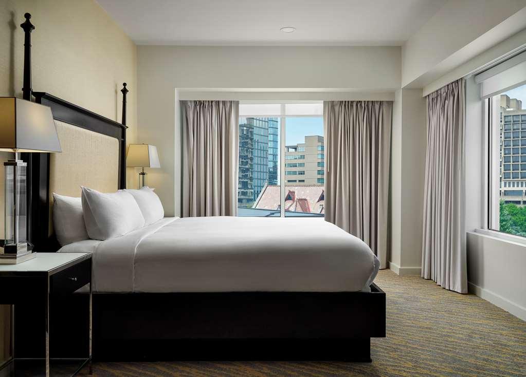 The At Penn, A Hilton 4*