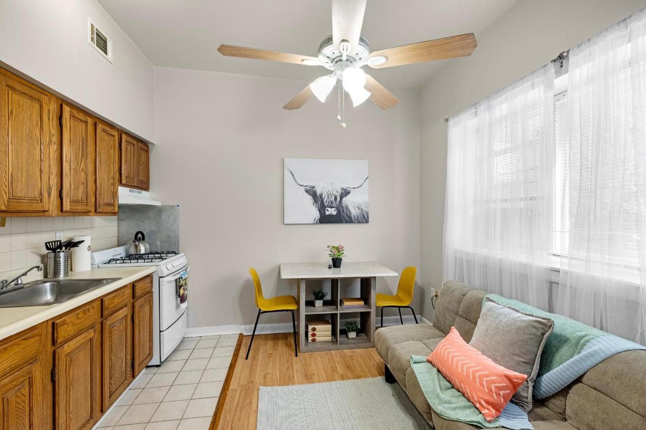 Boutique 1br W Unique Charm *