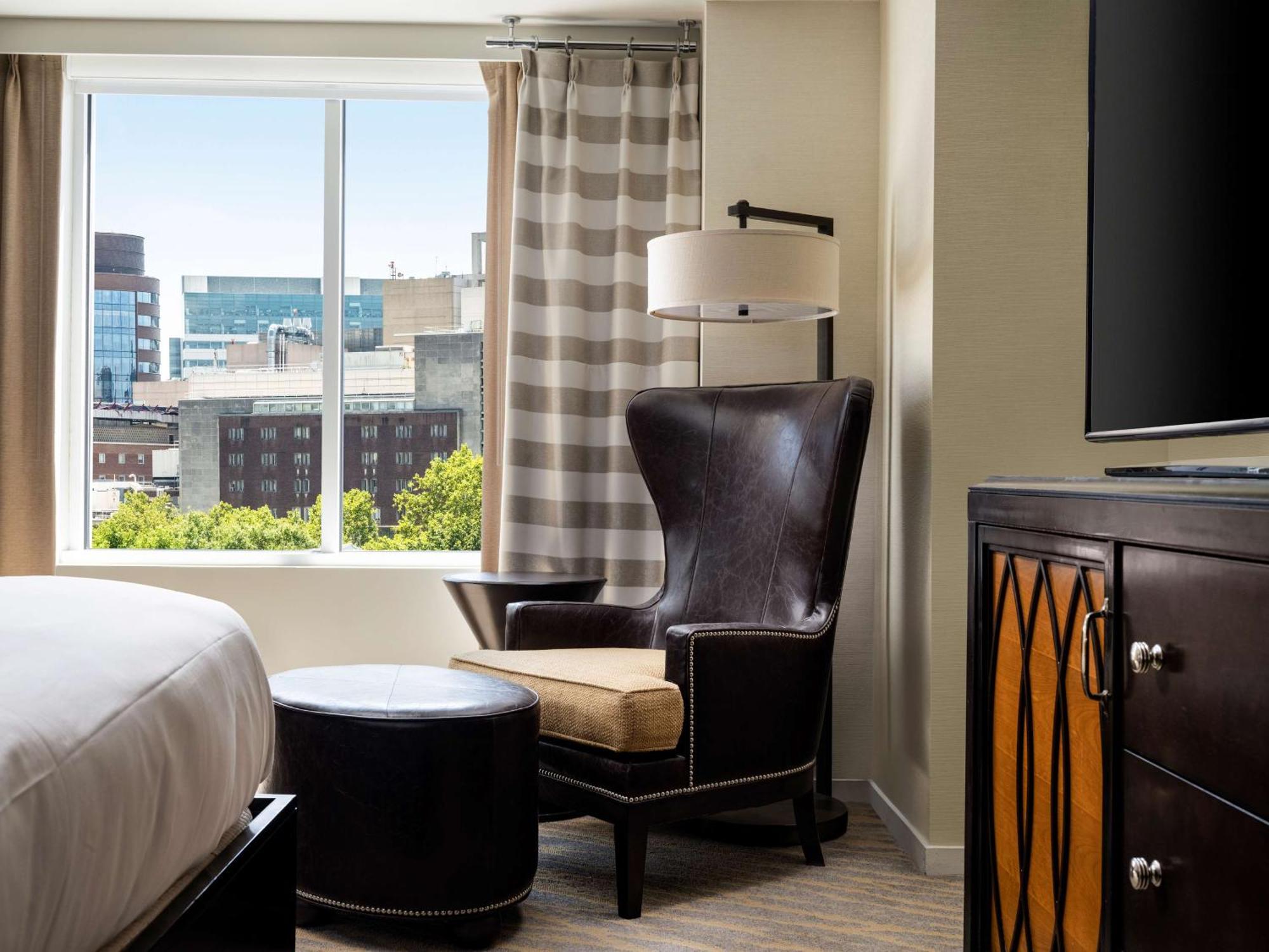 Hotel The At Penn, A Hilton 4*