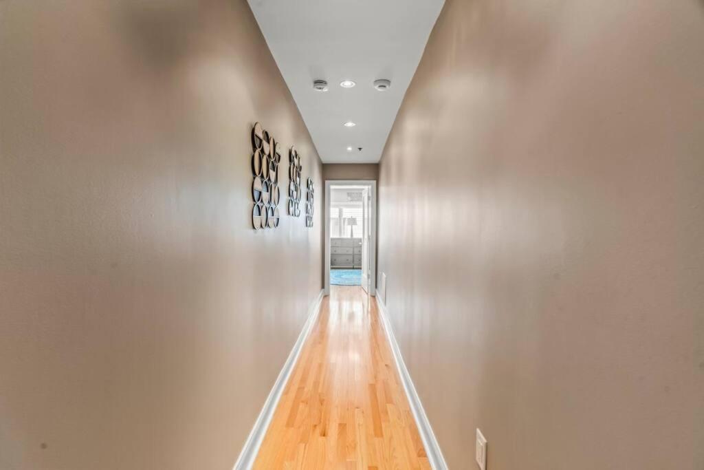 5 Bdrm - Heated Indoor Pool - Elevator Holiday home