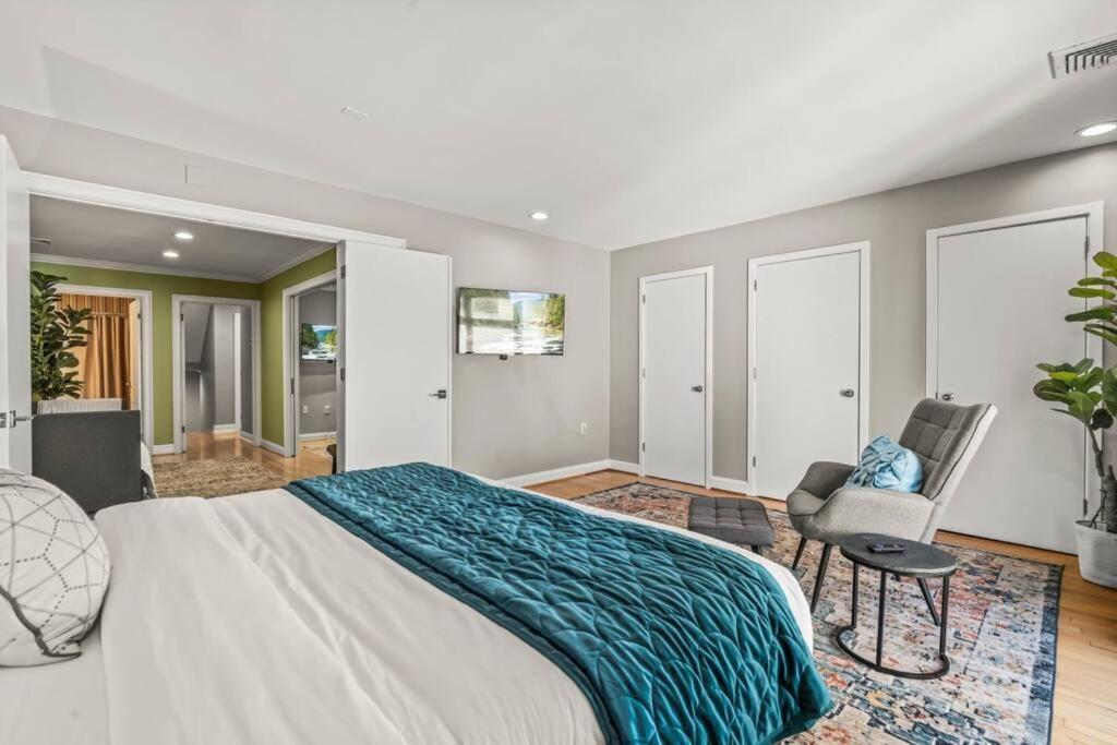 5 Bdrm - Heated Indoor Pool - Elevator