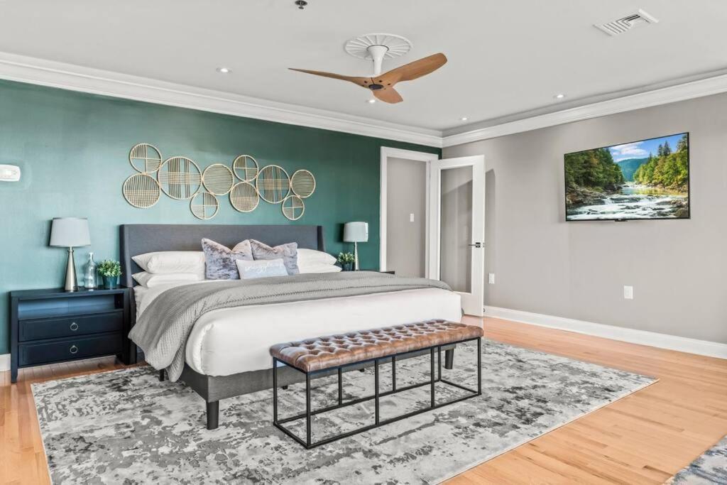 5 Bdrm - Heated Indoor Pool - Elevator Philadelphia
