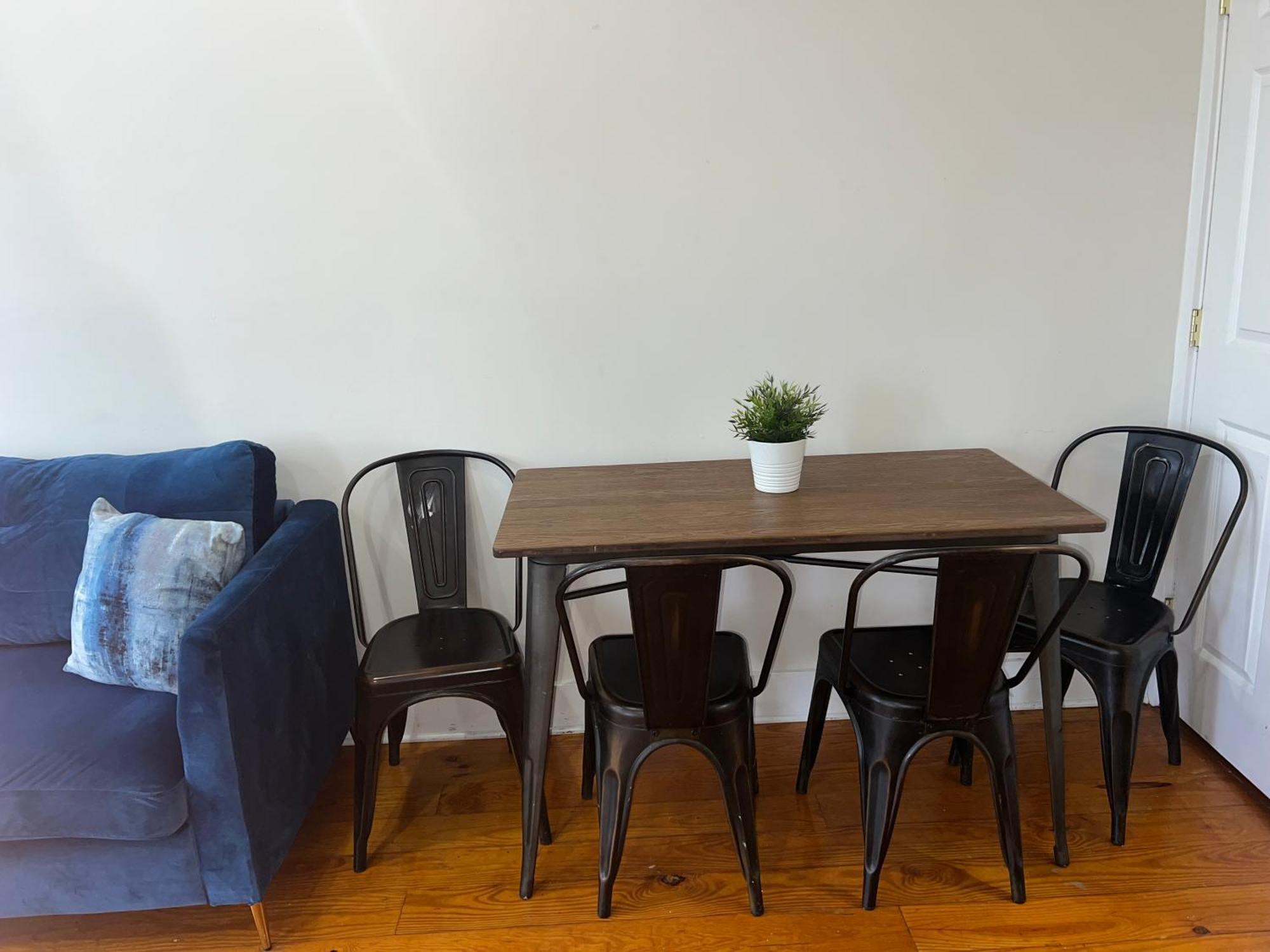 Apartment The Zen Near Temple U & Drexel Free Street Parking *