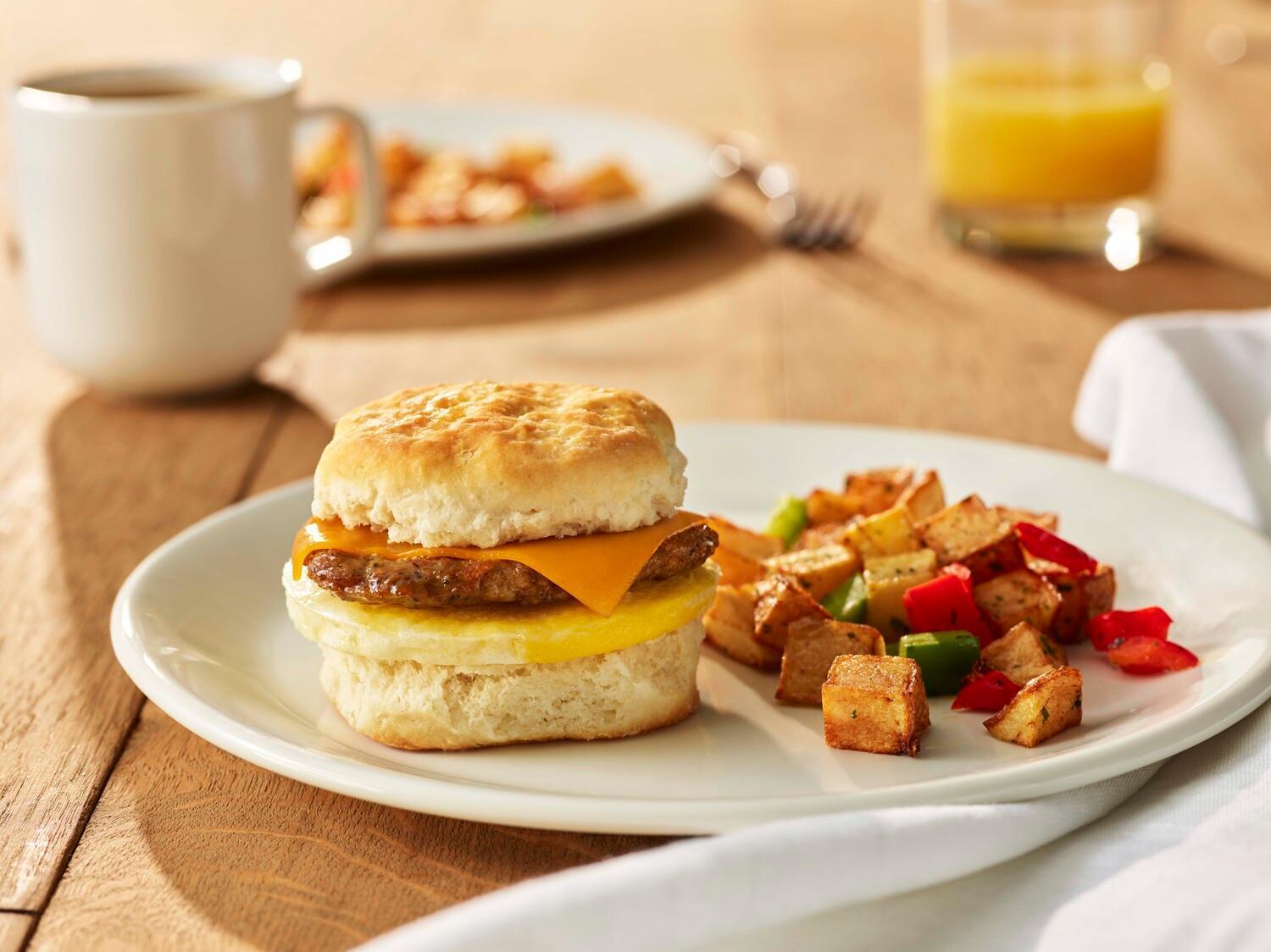 Four Points By Sheraton Airport 4*