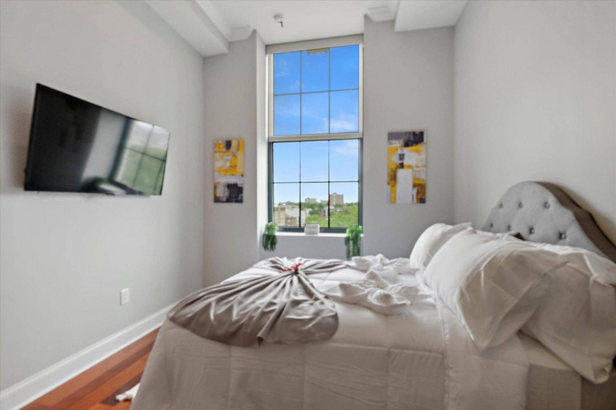Upscale W Rooftop Deck Apartment Philadelphia