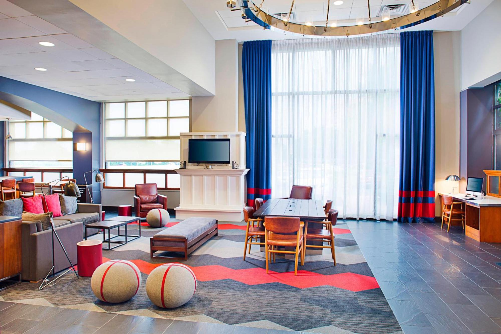 Four Points By Sheraton Airport Hotel Philadelphia