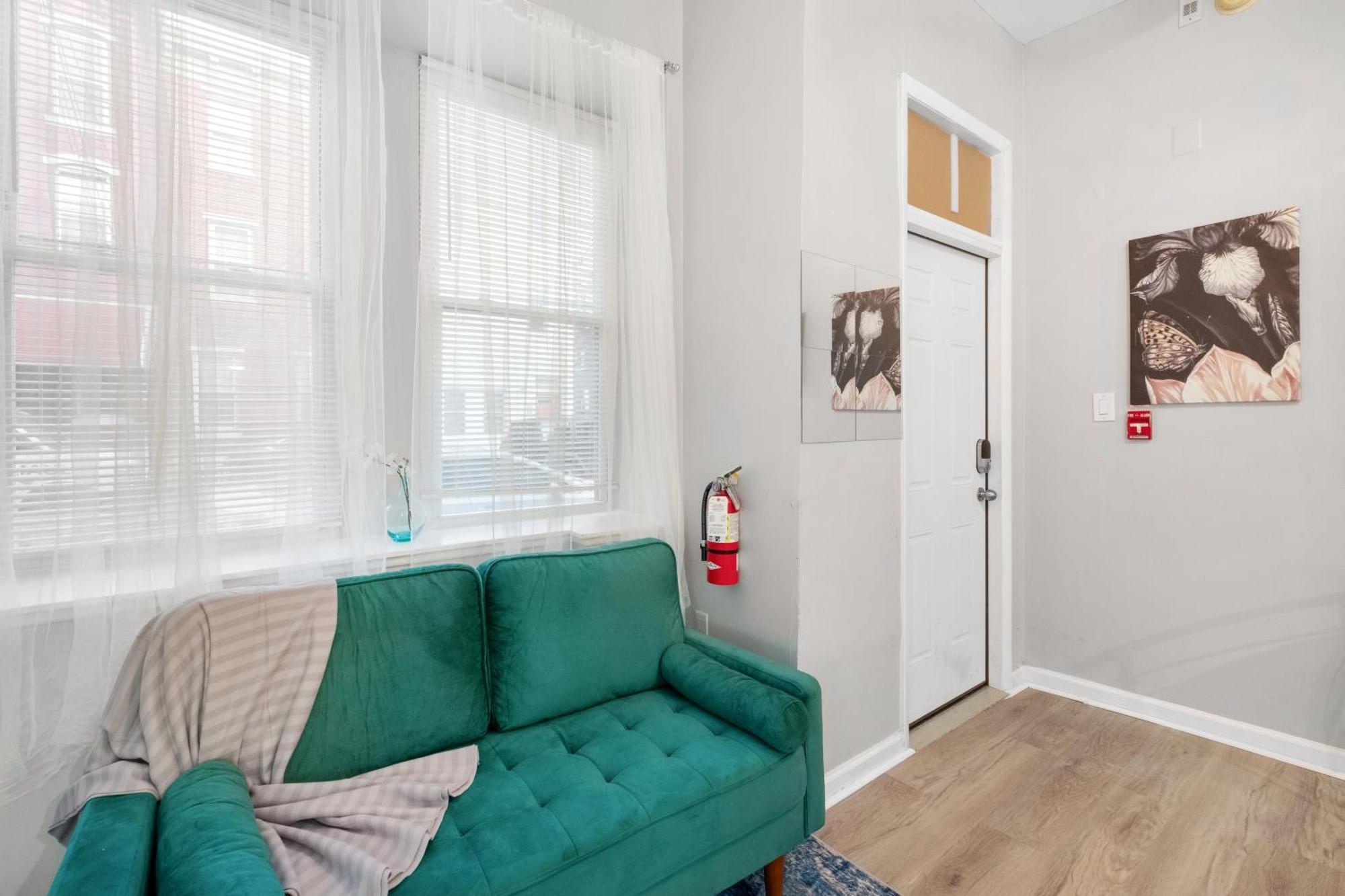 Gem In Rittenhouse Sq Apartment Philadelphia
