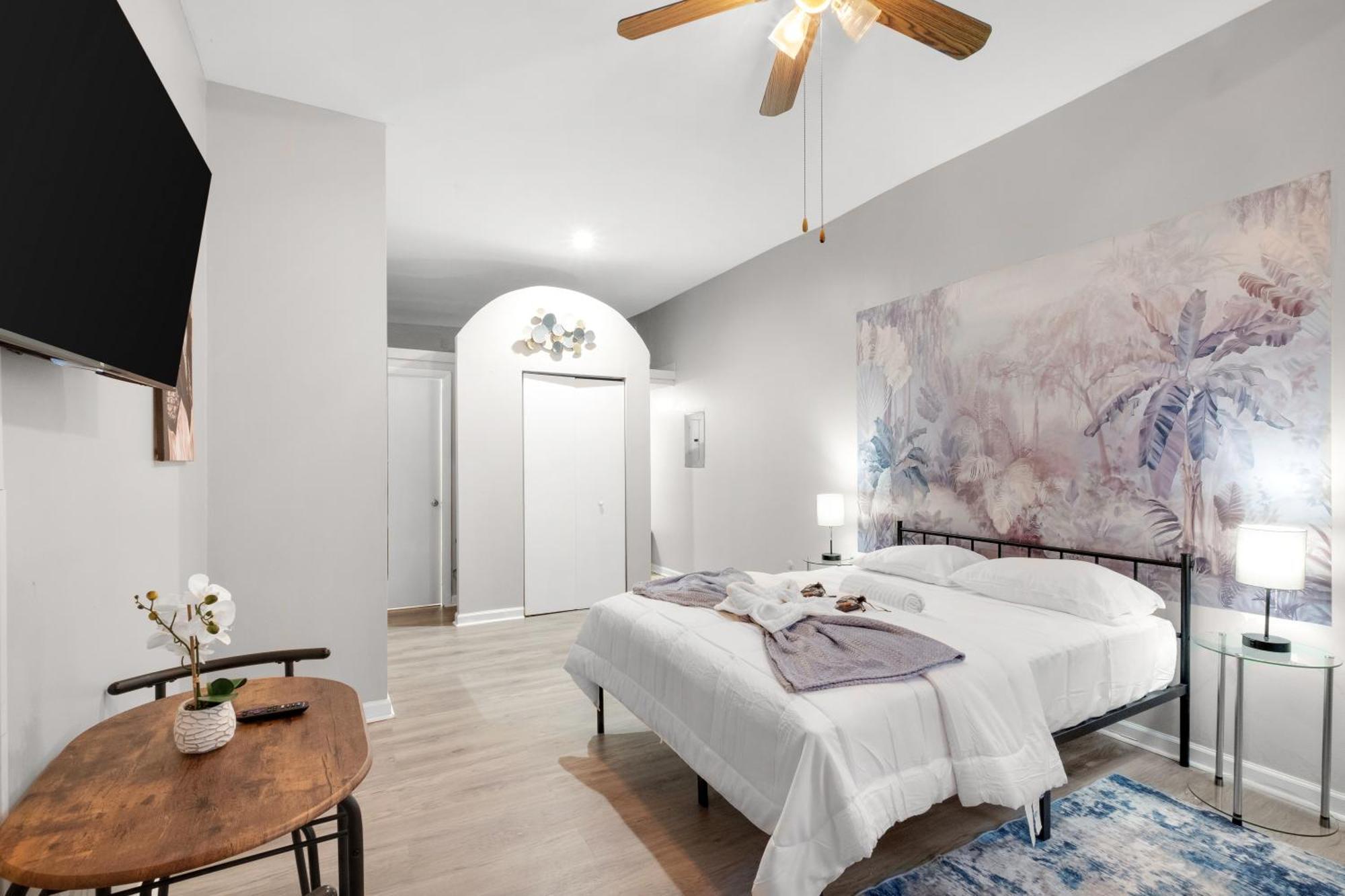 Gem In Rittenhouse Sq Apartment Philadelphia