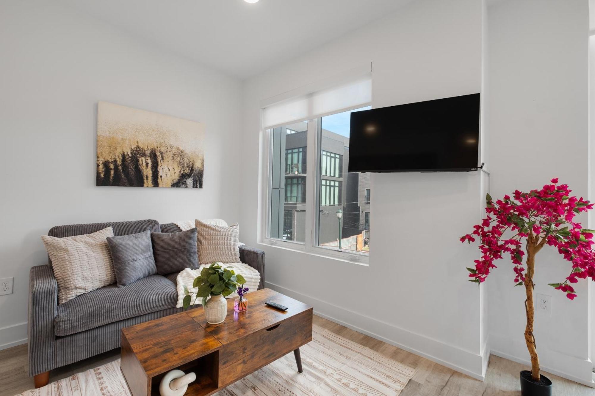 Modern Nolibs Perks Apartment Philadelphia