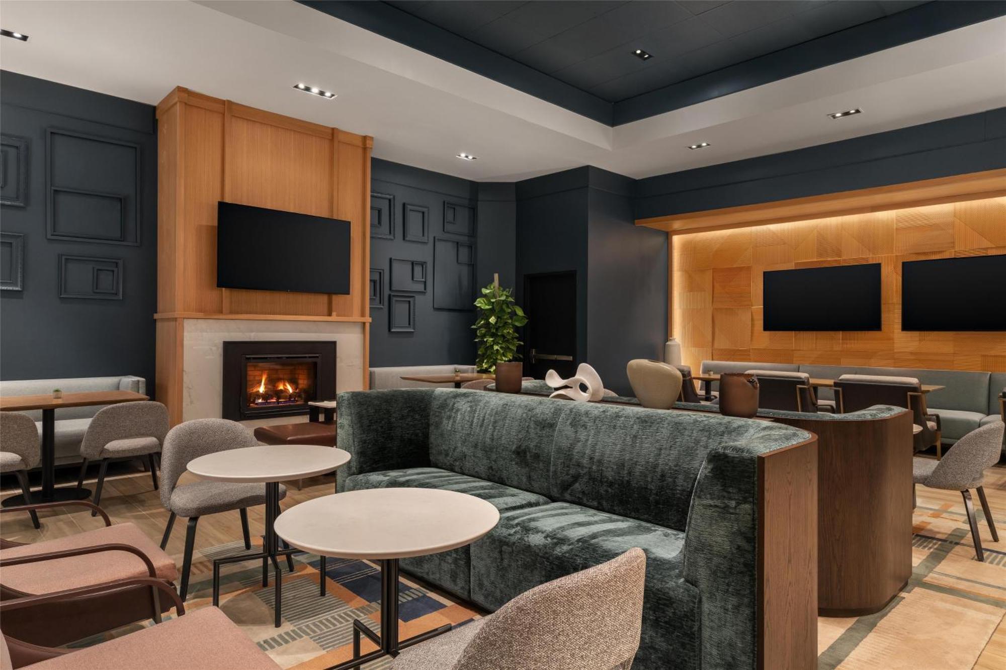 Hotel Hilton Avenue 4*