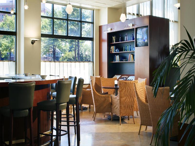 Four Points By Sheraton Airport