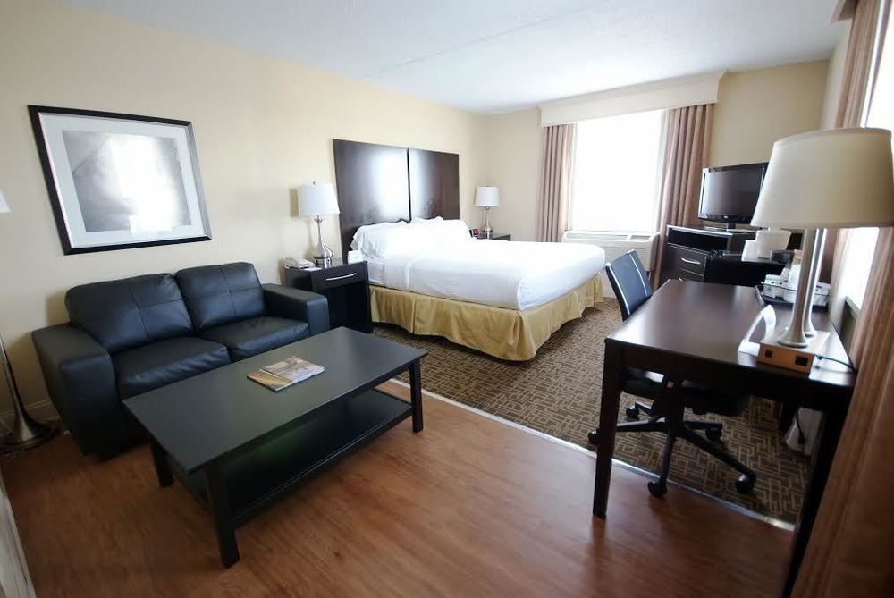 Express Penn's Landing By Ihg