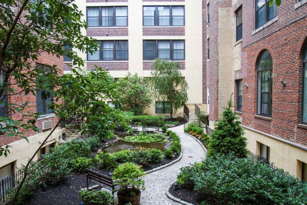 Sleeps 4! 2br, Gym, Free Parking, Close To Major Attractions Apartment Philadelphia