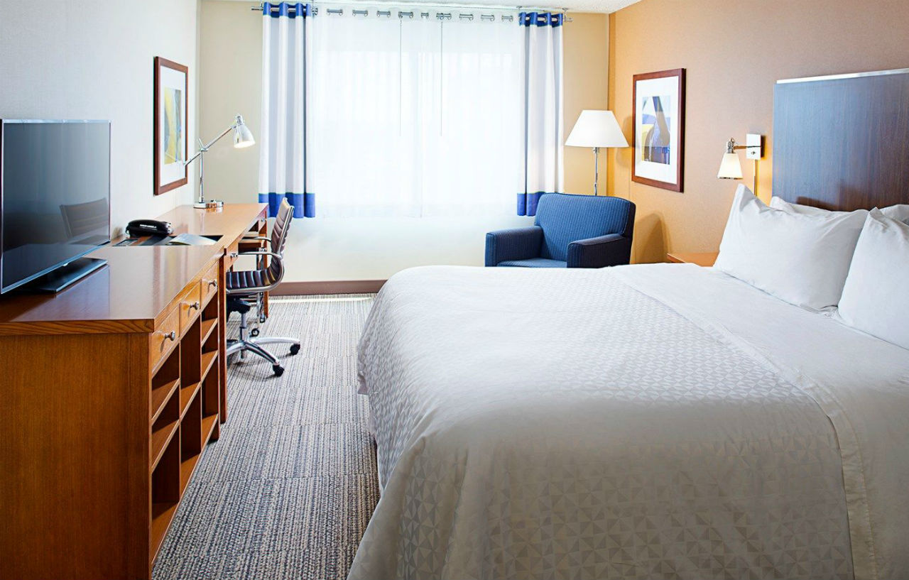 Hotel Four Points By Sheraton Airport