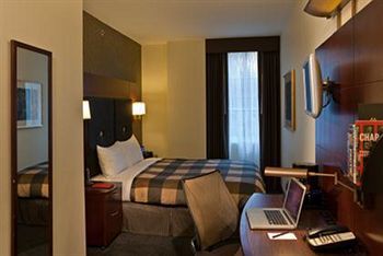Hotel Club Quarters Rittenhouse Square, 4*